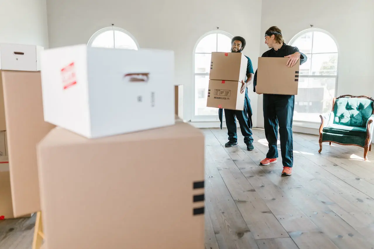 TORONTO MOVING SERVICES FOR STRESS-FREE RELOCATION EXPERIENCE